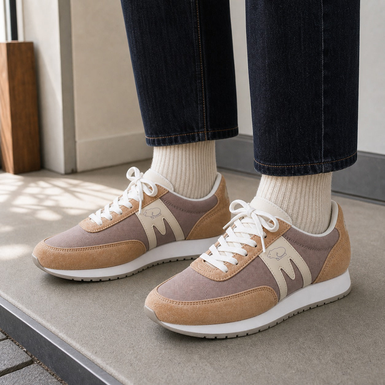 KARHU ユニセックス スニーカー Albatross 82