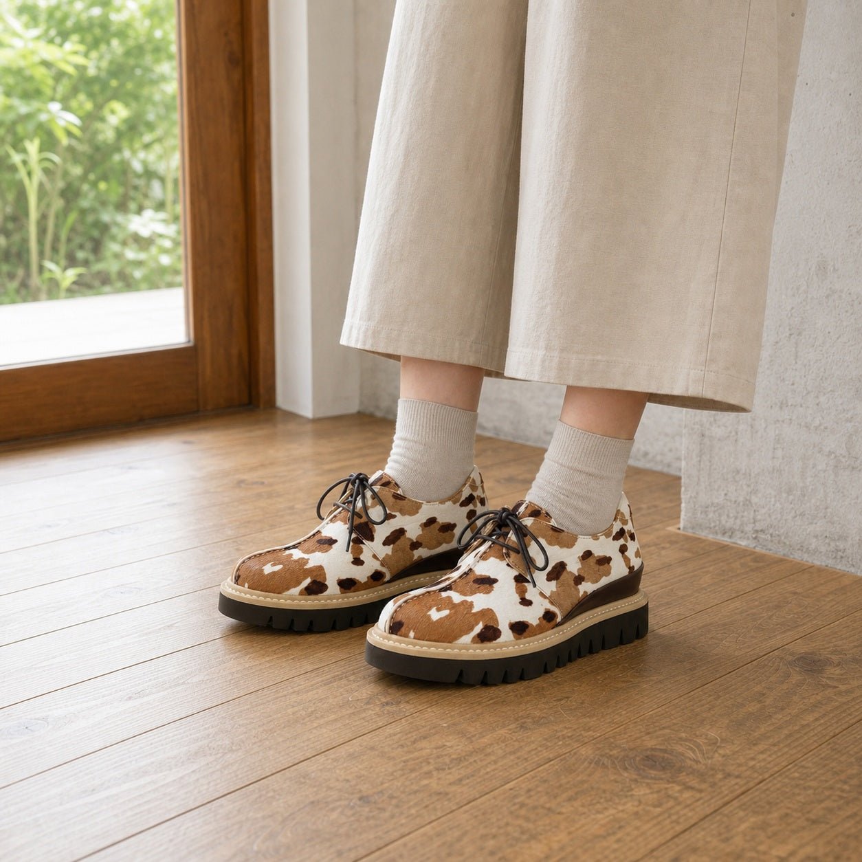 着用イメージ｜ks25108-cow-35｜カウ｜足元引き