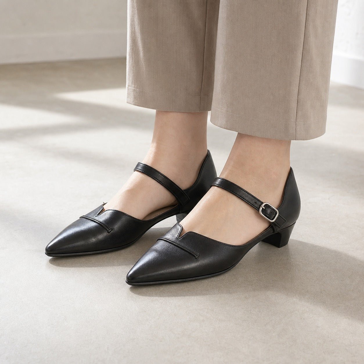 RABOKIGOSHI works レディース ストラップ パンプス 12683 (旧品番 11739)